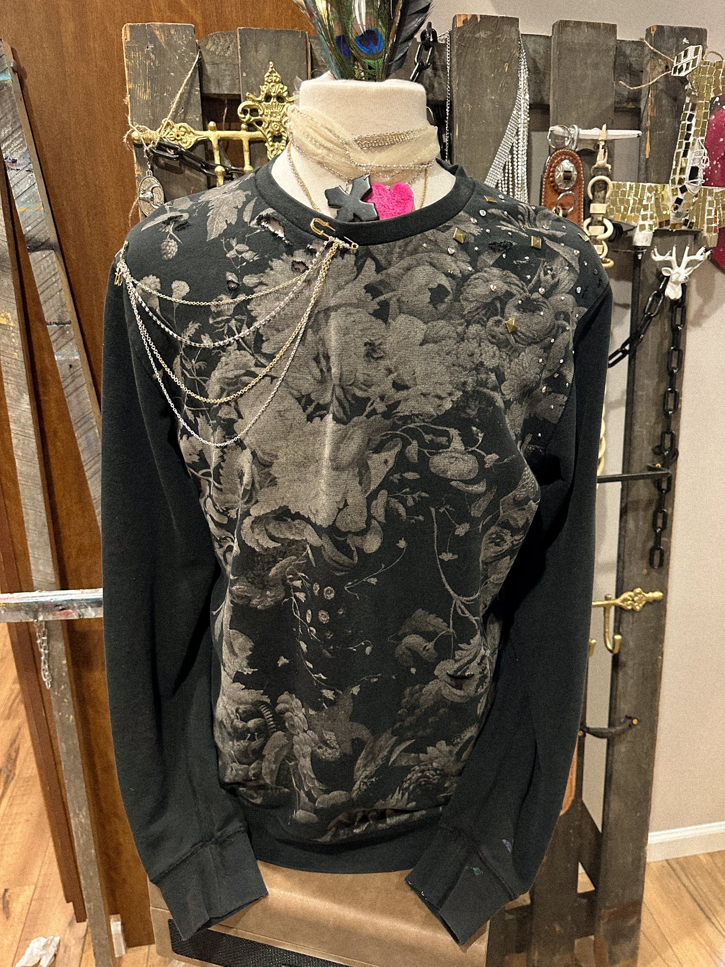 Street Sweatshirt (M/L)