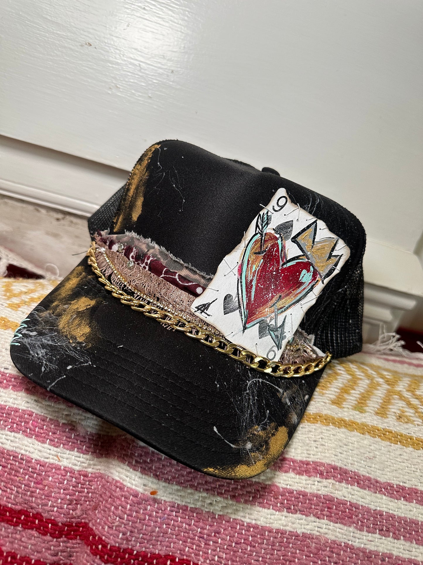 Crown Hearts Card Trucker